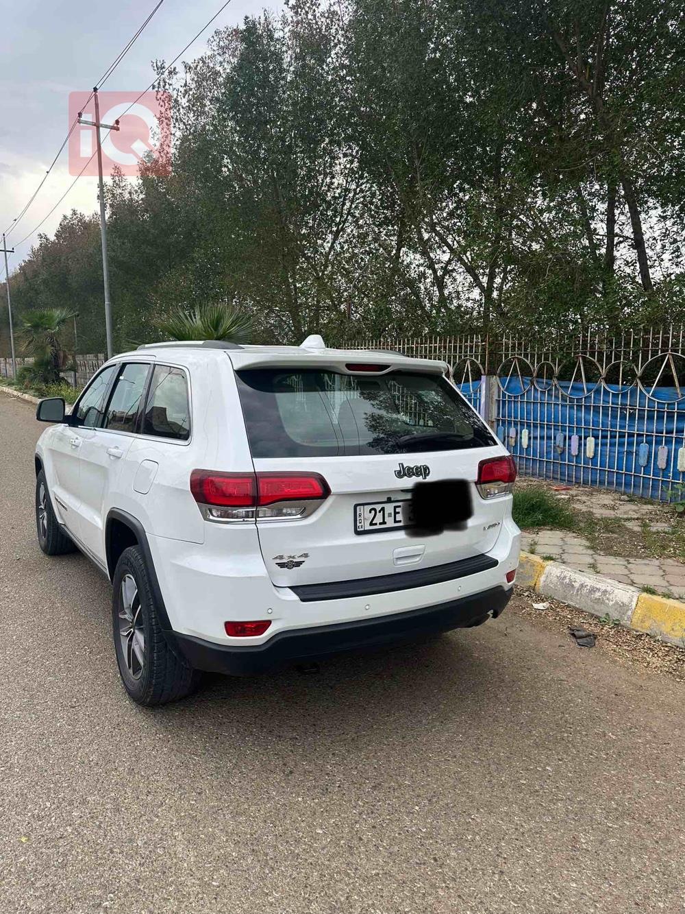 جیپ گراند شیرۆکی